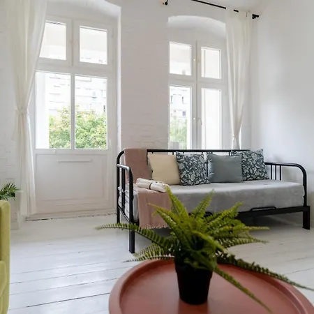 Apartament Dobra!- Uroczy Z Balkonem, Blisko Centrum - By Spaceapart Apartamento *